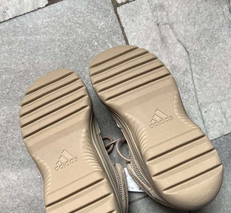 Adidas Yeezy Desert Boots Rock Deadstock
