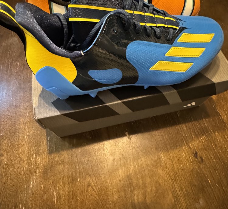 Adizero 12 0 Disney Finding Nemo Football Cleats