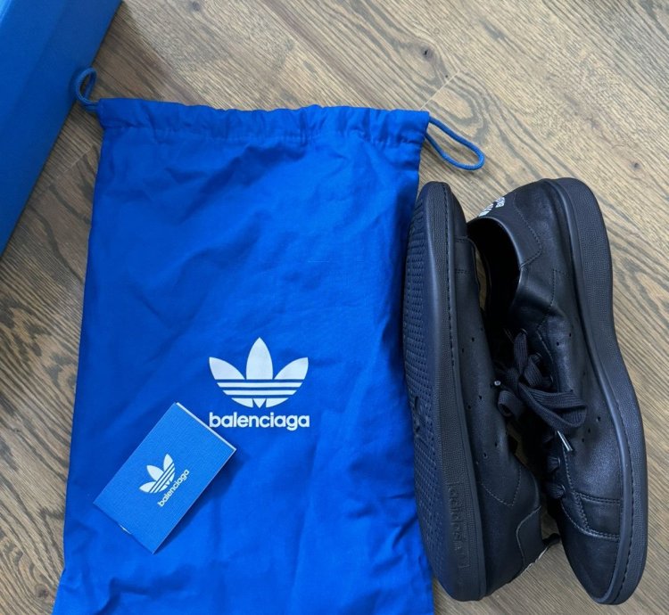 Balenciaga Adidas Stan Smiths black Size 42