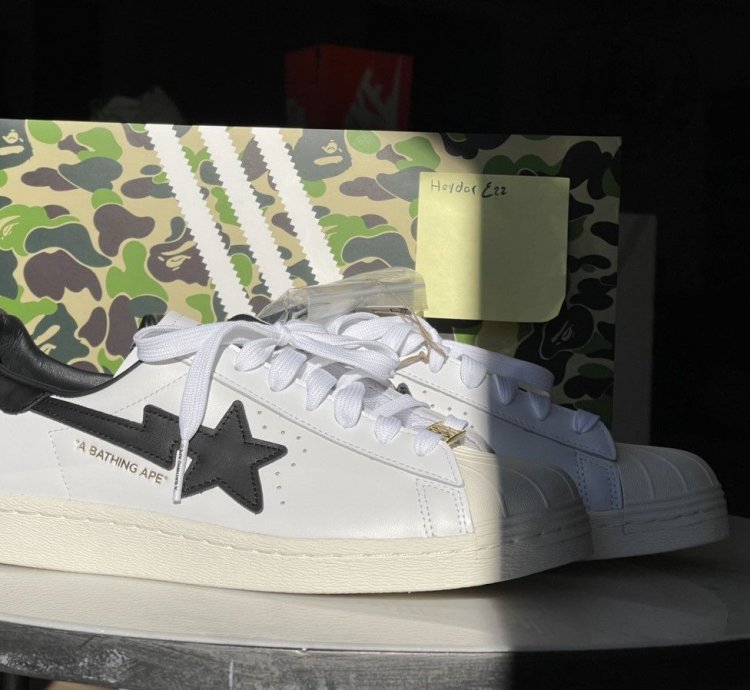 Bape Adidas Superstar 80