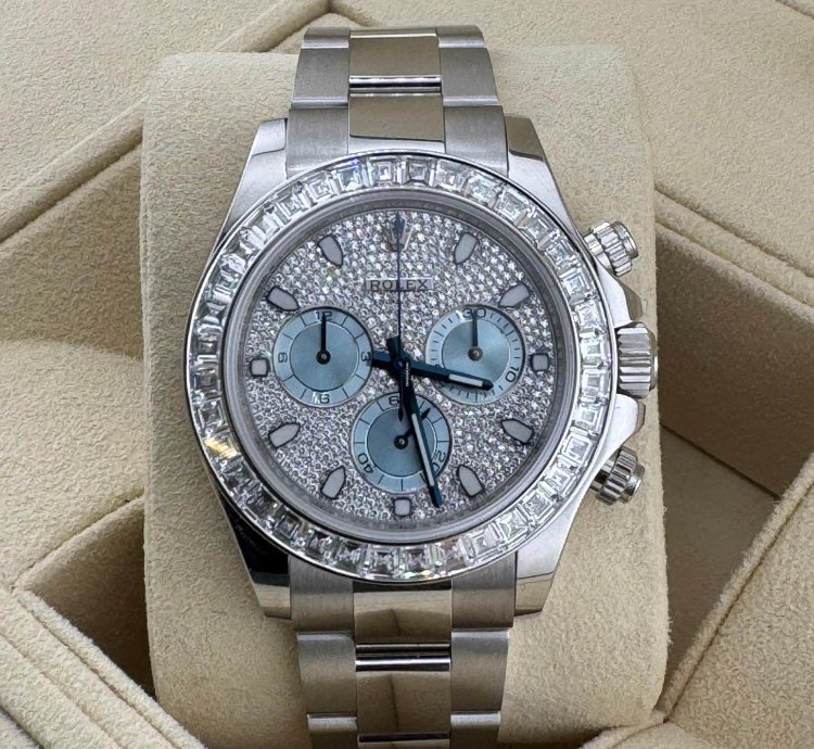 Rolex Daytona Pave Diamond Dial Bugguatte Diamond Bezel