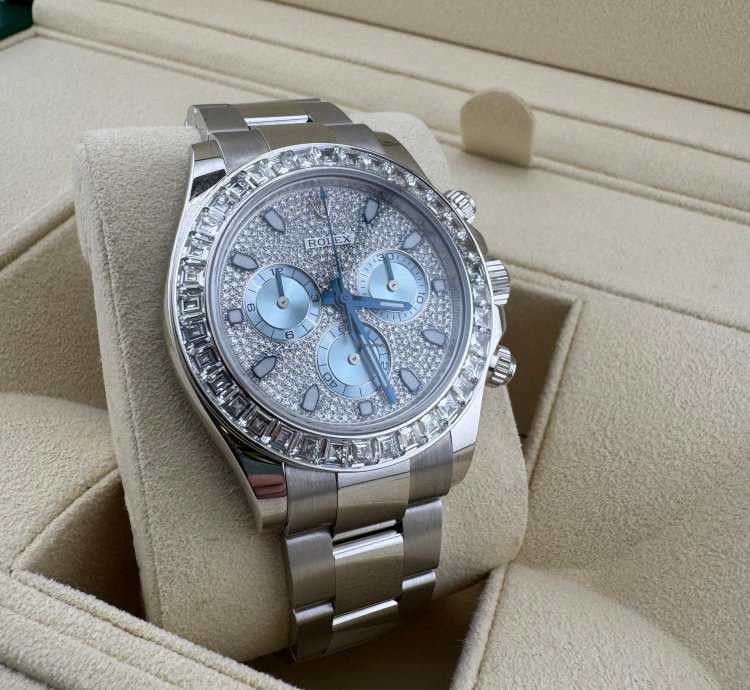 Rolex Daytona Pave Diamond Dial Bugguatte Diamond Bezel