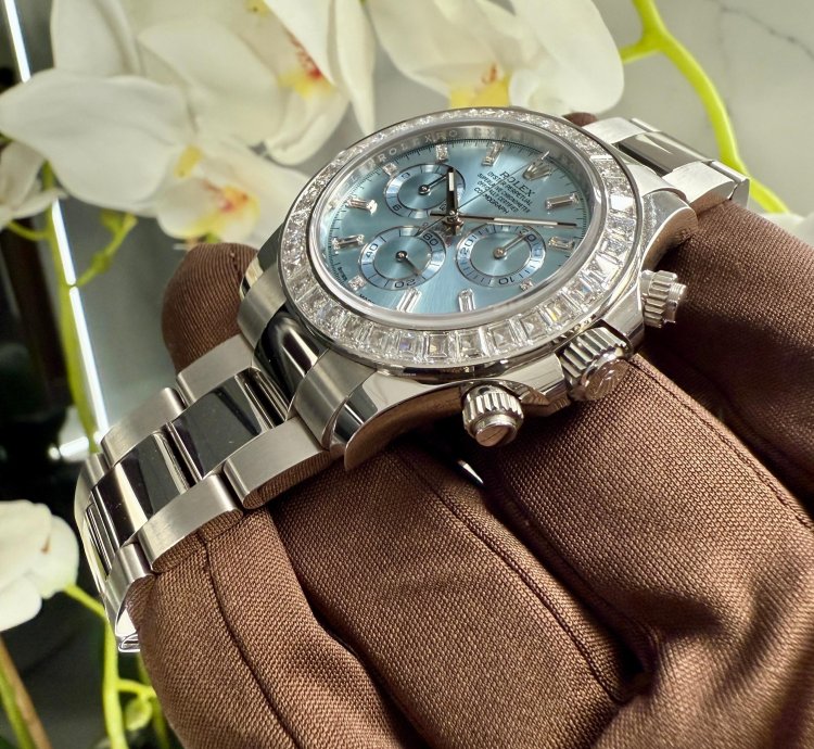 Rolex Daytona Platinum Daytona Factory Set Baguette Diamonds Ice Blue Dial 2023