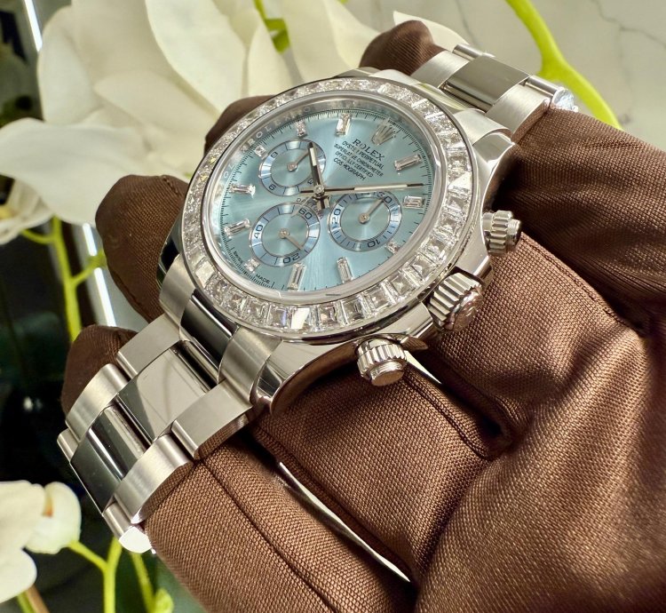 Rolex Daytona Platinum Daytona Factory Set Baguette Diamonds Ice Blue Dial 2023