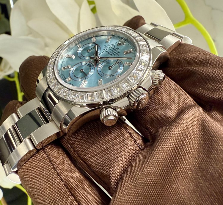 Rolex Daytona Platinum Daytona Factory Set Baguette Diamonds Ice Blue Dial 2023
