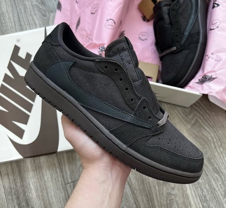 Jordan 1 Retro Low Og Sp Travis Scott Velvet Brown