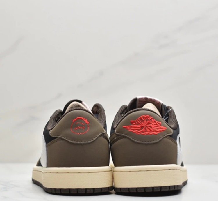 Jordan 1 Retro Low Og Sp Travis Scott Mocha