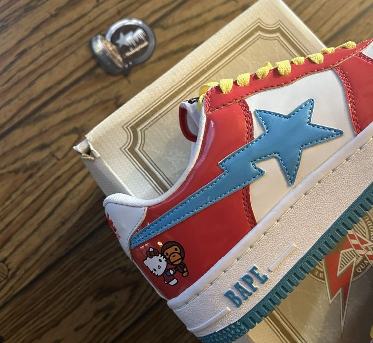 Bape Hello Kitty Bapestas ds