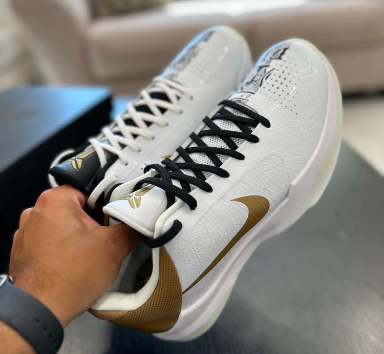 Kobe 5 Protro Big Stage