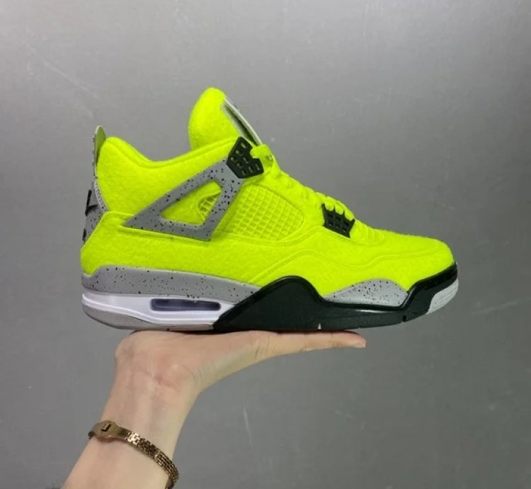 Nike Air Jordan 4 Plush Fluorescent Yellow X Tagz Dv6773-700