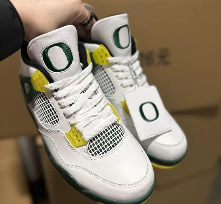 Nike Jordan 4 Oregon Pe