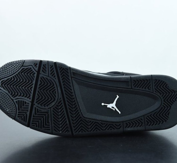 Nike Air Jordan 4 Retro Black Cat 2020