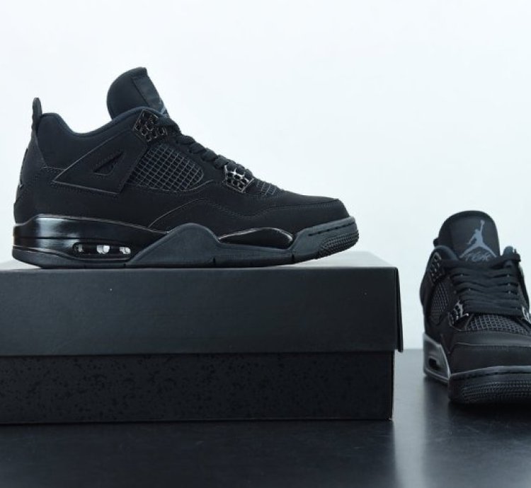 Nike Air Jordan 4 Retro Black Cat 2020