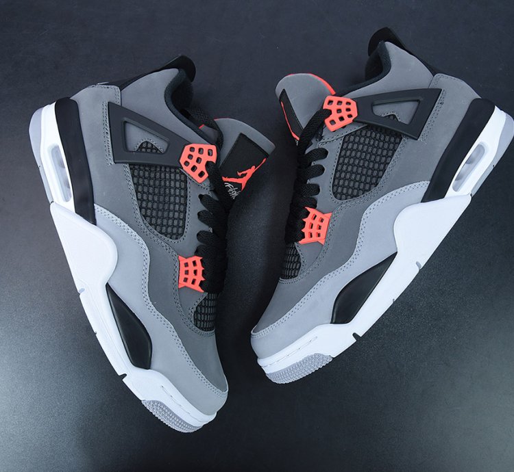 Nike Air Jordan 4 Retro Infrared