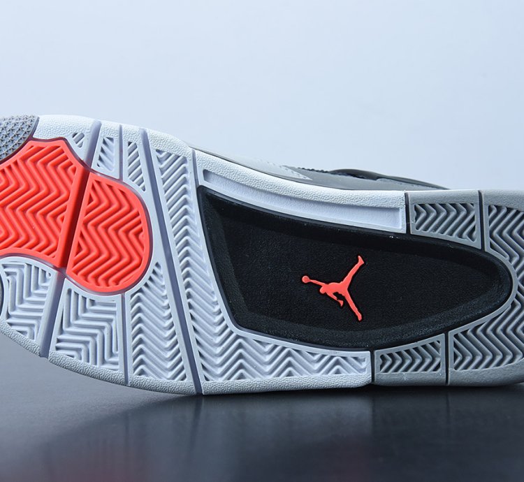 Nike Air Jordan 4 Retro Infrared