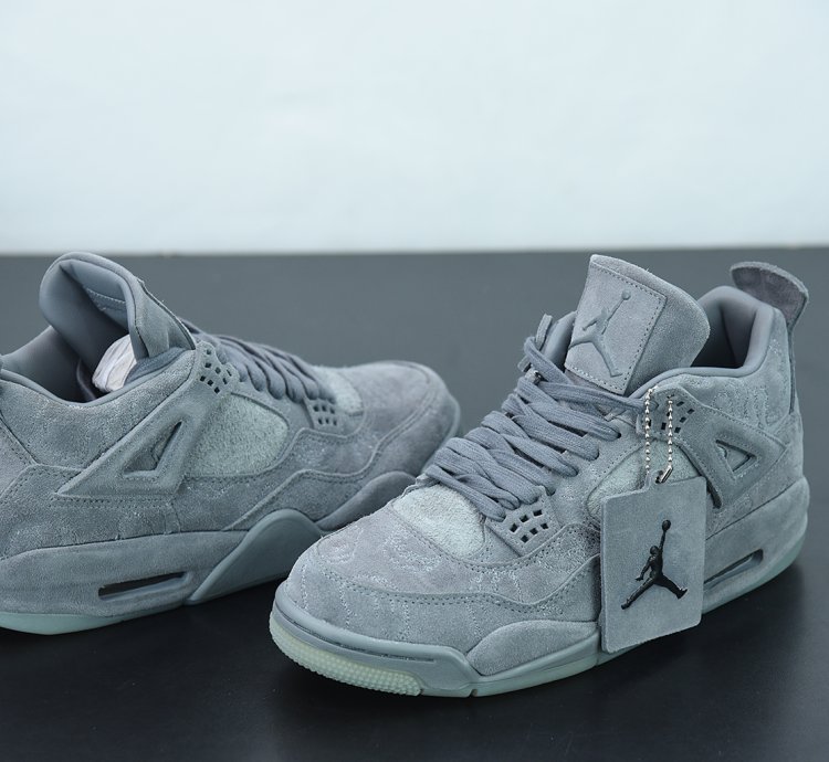 Nike Air Jordan 4 Retro Kaws Grey