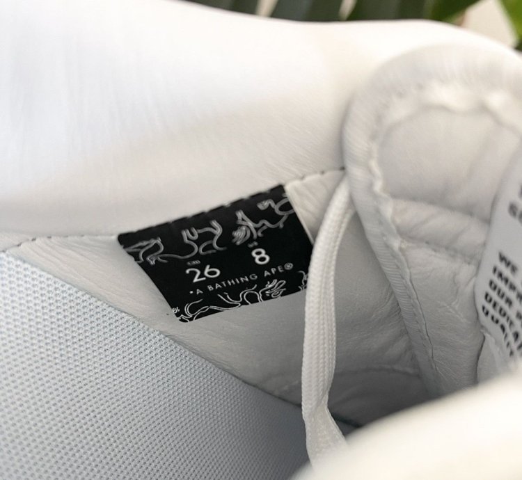 Bape Sta 3 Line White Camo Size 8
