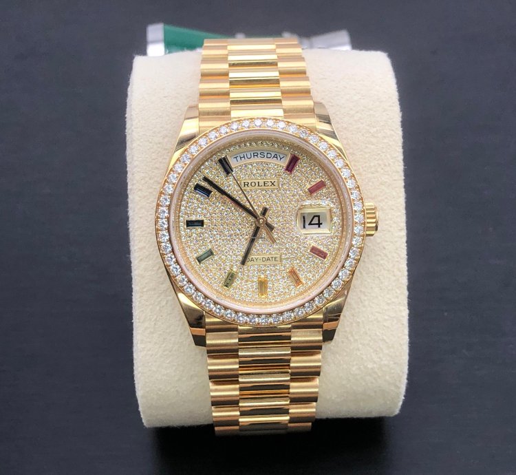 Rolex Day-date 36 Diamond Pav Rainbow Dial Yellow Gold President Diamond Bezel