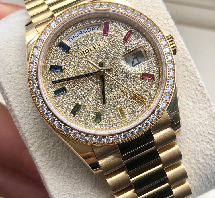 Rolex Day-date 36 Diamond Pav Rainbow Dial Yellow Gold President Diamond Bezel