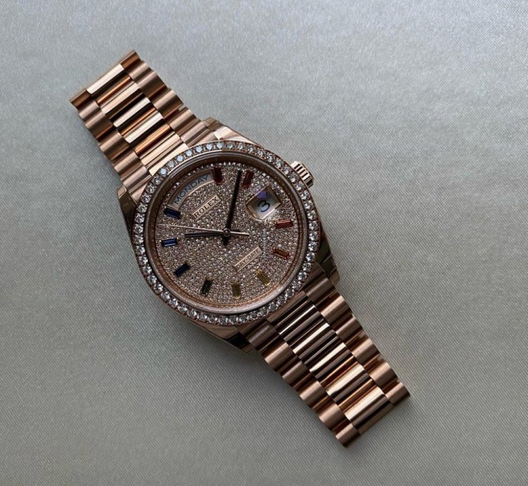 Rolex Day-date 36 Diamond Rainbow Sapphire 128345rbr