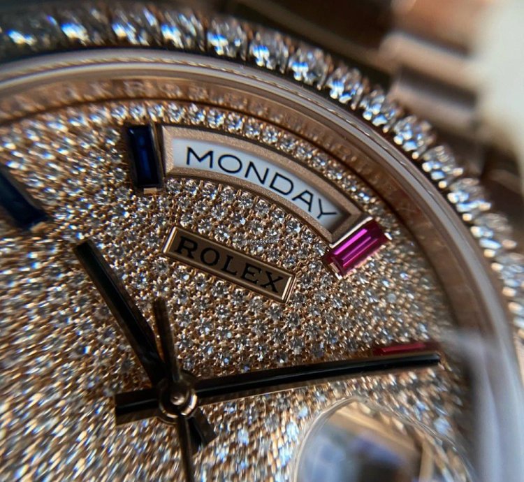Rolex Day-date 36 Diamond Rainbow Sapphire 128345rbr