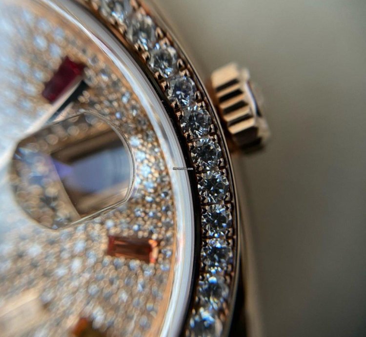 Rolex Day-date 36 Diamond Rainbow Sapphire 128345rbr