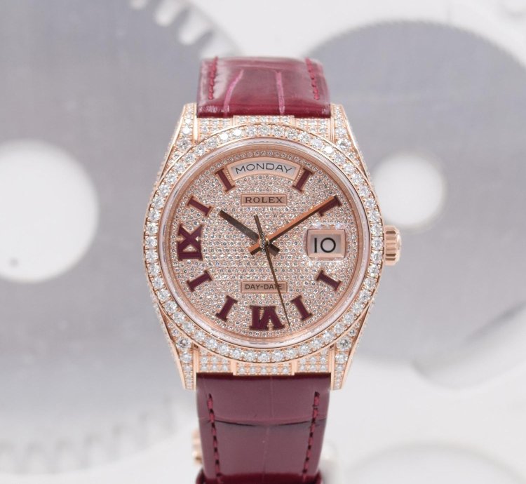 Rolex Day-date 36 Full Paved Diamonds Boite Papiers 2022