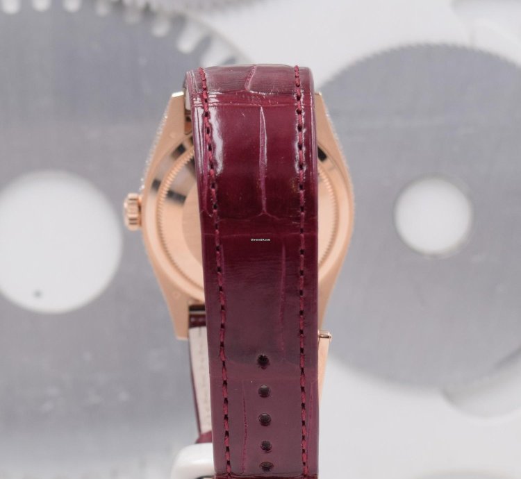 Rolex Day-date 36 Full Paved Diamonds Boite Papiers 2022