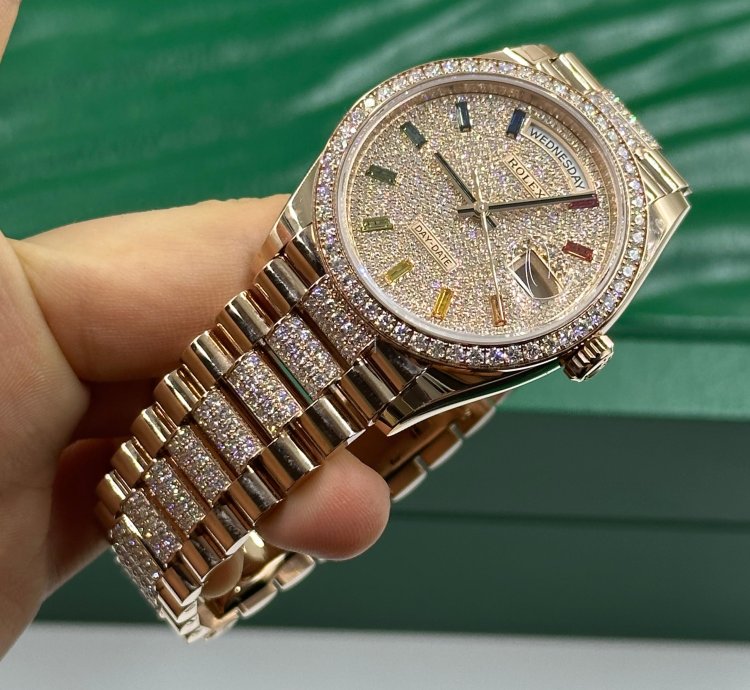 Rolex Day-date 36 Rainbow Diamonds