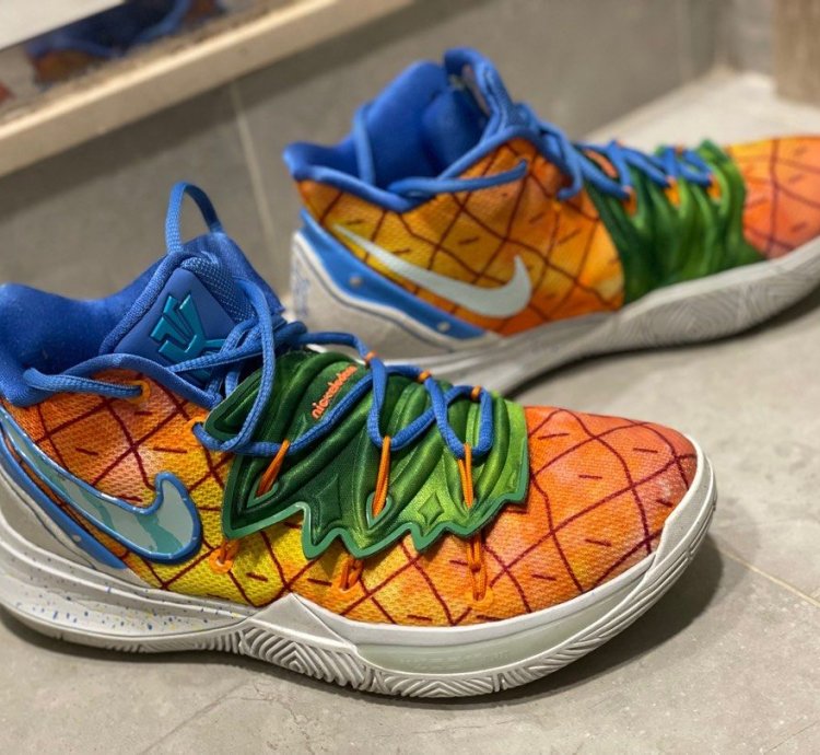 Nike Kyrie 5 Spongebob Pineapple House