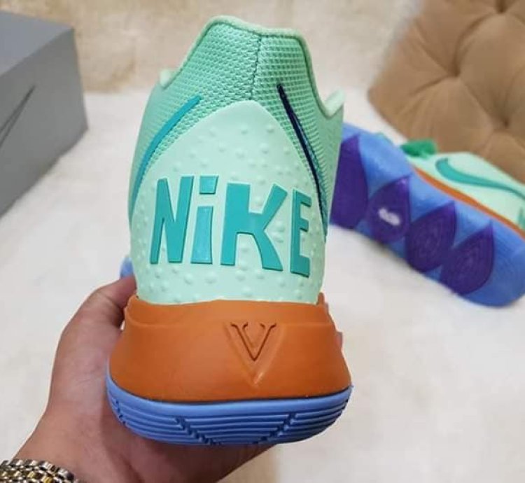 Nike Kyrie 5 Spongebob Squidward