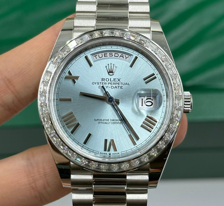 Rolex Day-date 40 228396tbr Ice Blue Roman