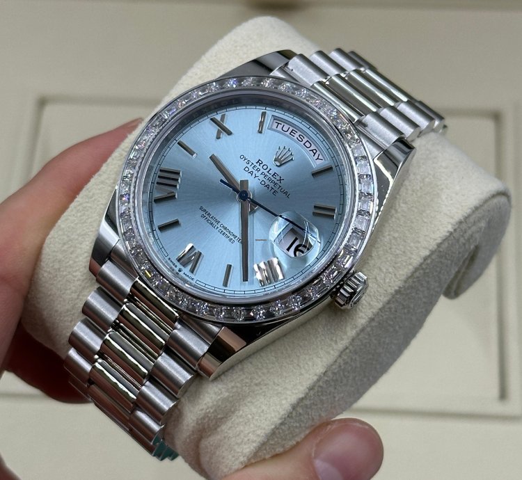 Rolex Day-date 40 228396tbr Ice Blue Roman
