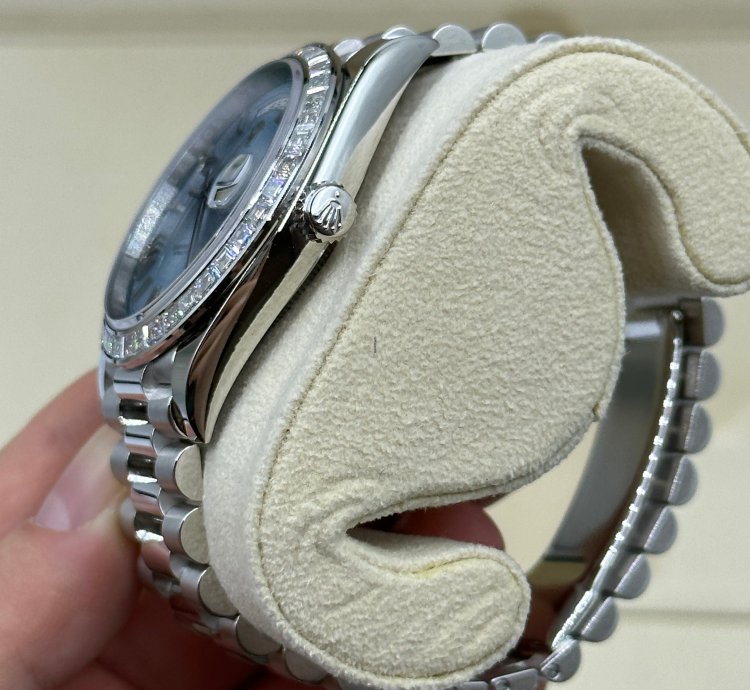 Rolex Day-date 40 228396tbr Ice Blue Roman