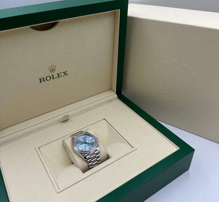 Rolex Day-date 40 228396tbr Ice Blue Roman