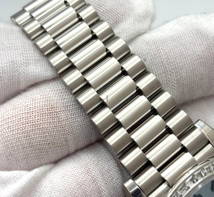 Rolex Day-date 40 40mm Platinum Ice Blue Arabic Dial Diamond Baguette Bezel 228396tbr 2022