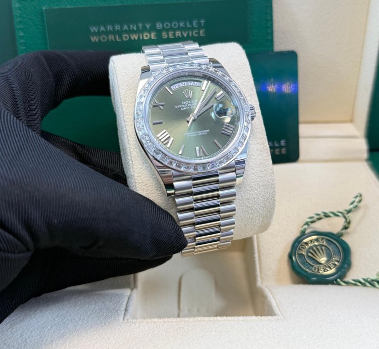 Rolex Day-date 40 Baguette Diamond Bezel Olive Green Roman Dial 228396tbr German Day Wheel