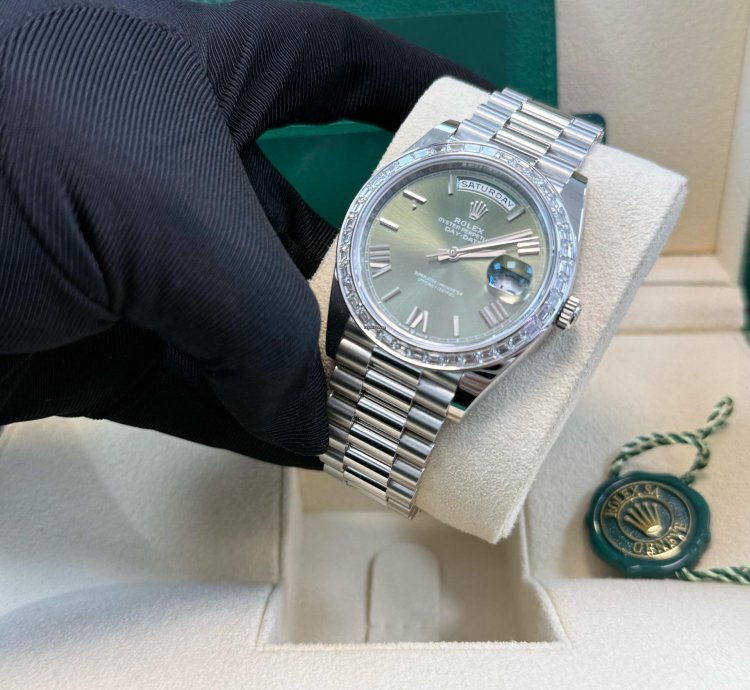 Rolex Day-date 40 Baguette Diamond Bezel Olive Green Roman Dial President Bracelet 228396tbr