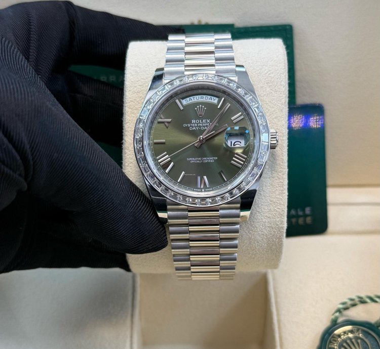 Rolex Day-date 40 Baguette Diamond Bezel Olive Green Roman Dial President Bracelet 228396tbr