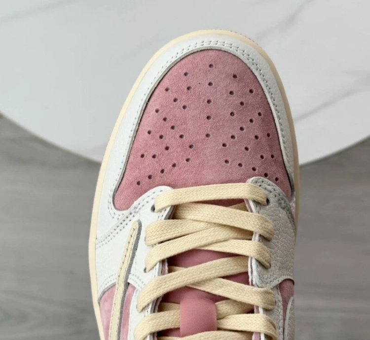Travis Scott Jordan 1 Shy Pink