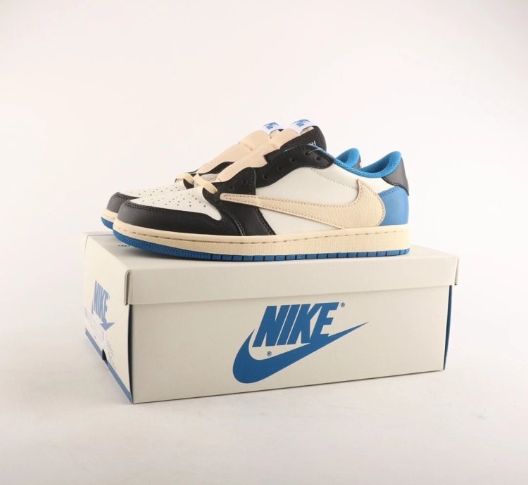 Jordan 1 Retro X Fragment Design X Travis Scott Low Blue