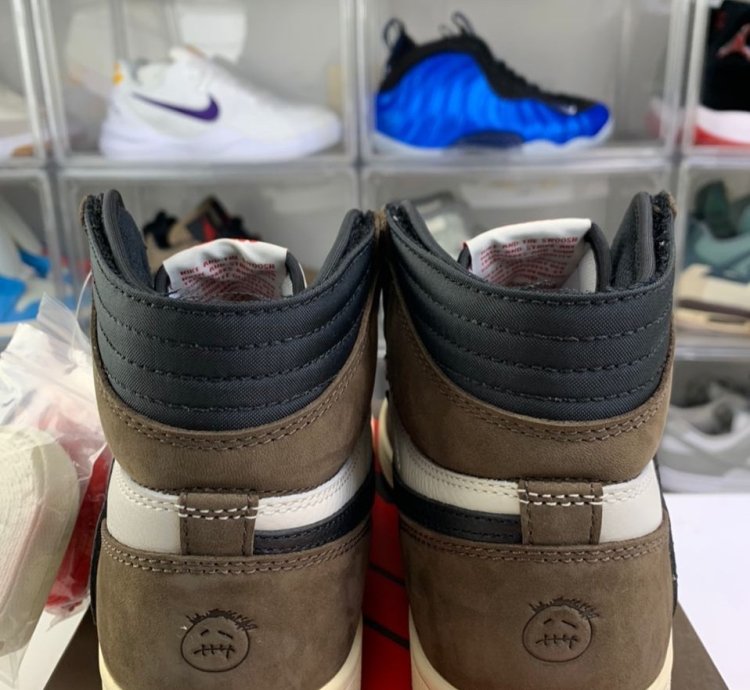 Jordan 1 High X Travis Scott mocha
