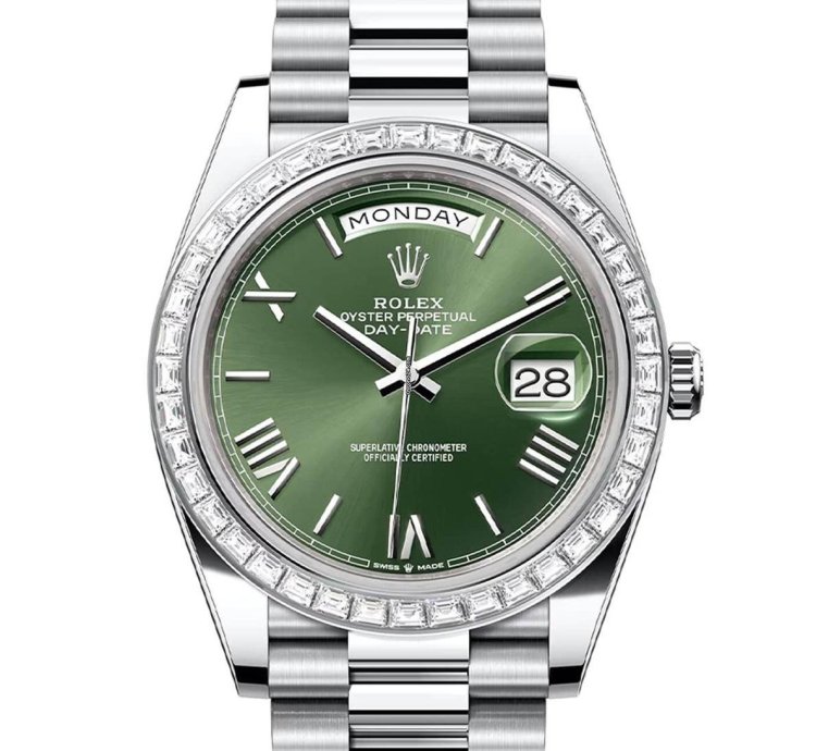 Rolex Day-date 40 Olive Green Roman Dial