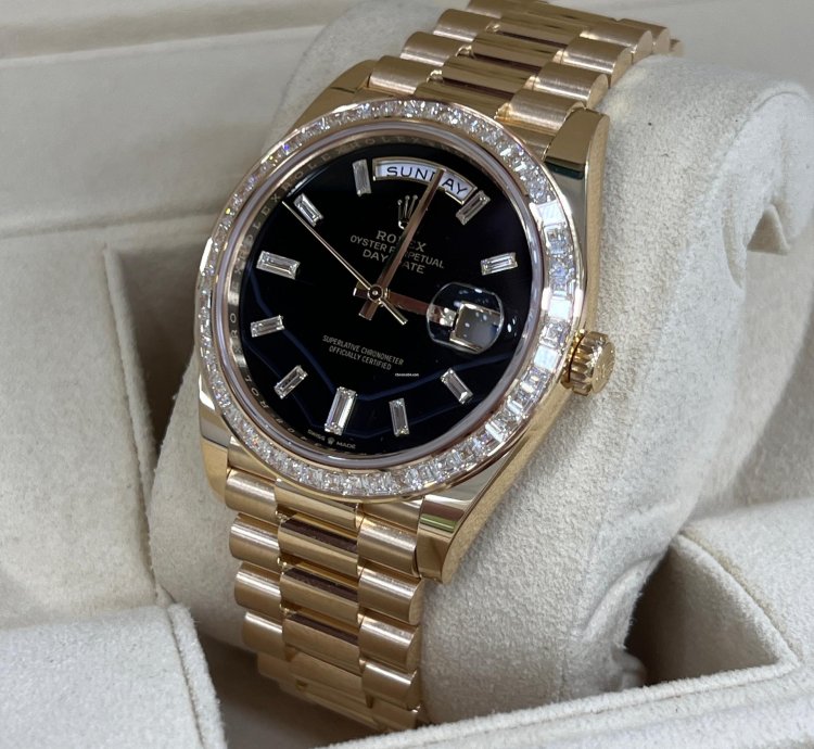Rolex Day-date 40 Onyx Diamond Dial Baguette Diamond Bezel