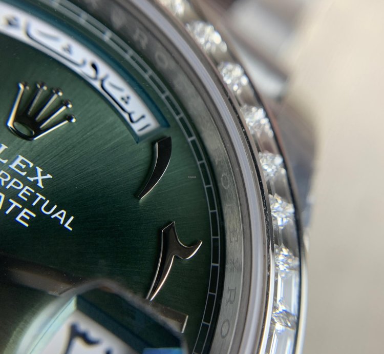 Rolex Day-date 40 Platinum Arabic Numerals Green With Diamonds M228396tbr-0032