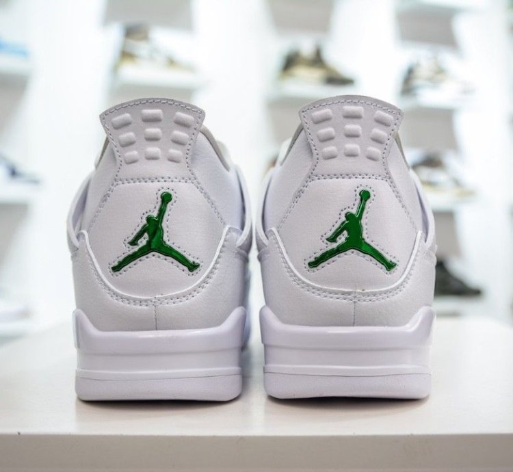 Nike Air Jordan 4 Retro Metallic Green 2022 Ct8527-113