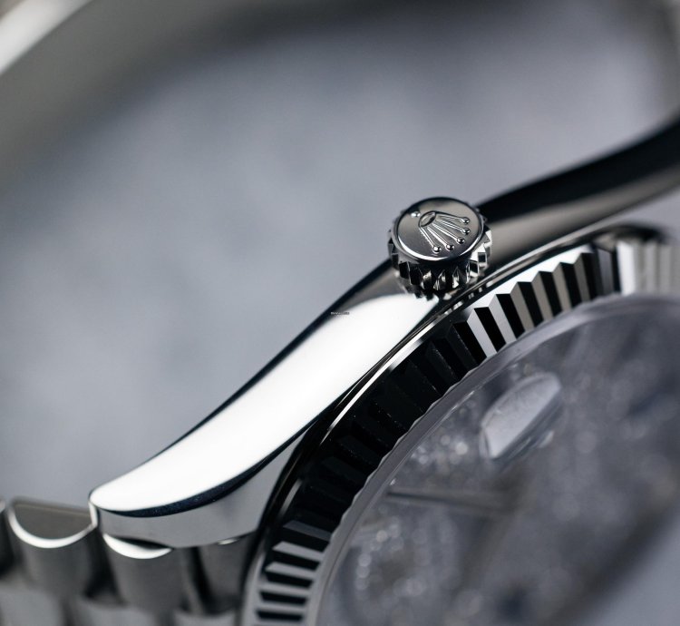 Rolex Day-date 40 Platinum Diamond-paved Dial 228236