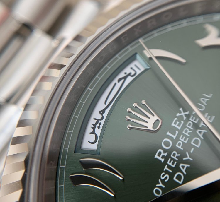 Rolex Day-date 40 Platinum Green Dial Arabic Numerals With Fluted Bezel - 228236-0017