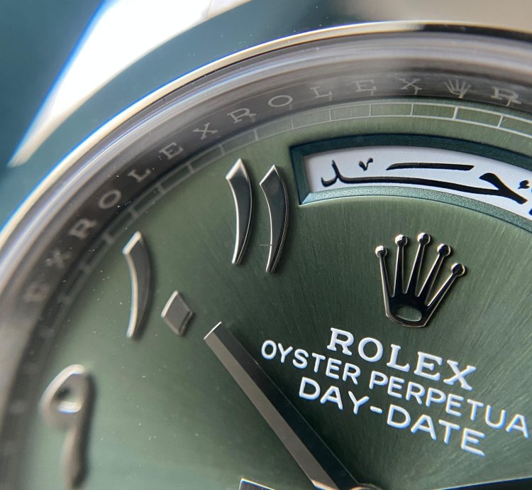 Rolex Day-date 40 Platinum Green Dial With Arabic Numerals - 228206-0048