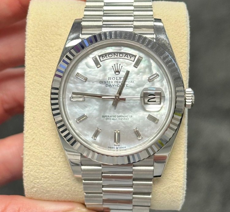 Rolex Day-date 40 Platinum Mop Dial M228236-0026